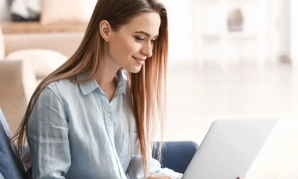 Maintaining A Healthy Long-Distance Relationship | 32 Proven Secrets